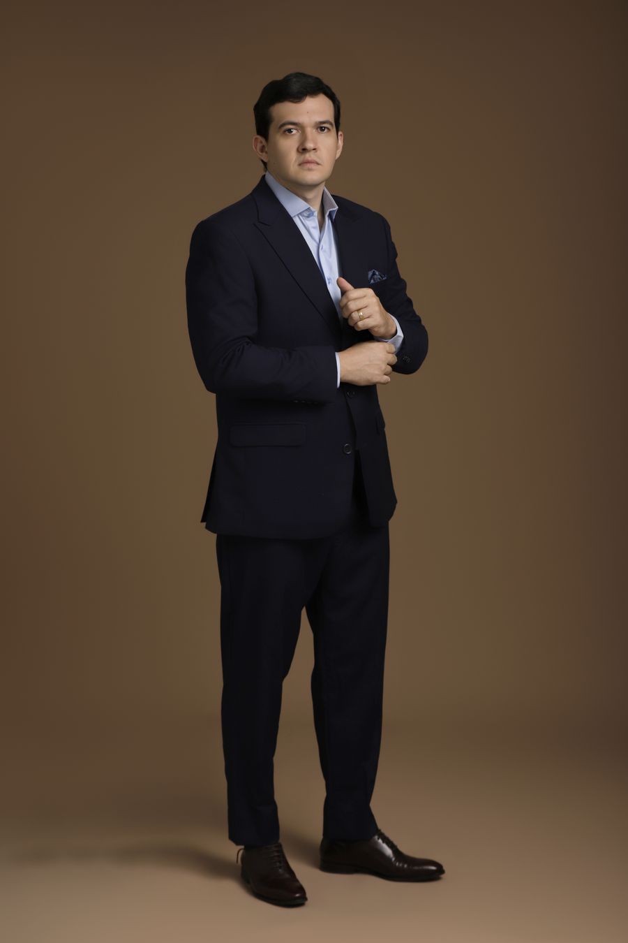 Guilherme Negreiros, retrato de corpo inteiro